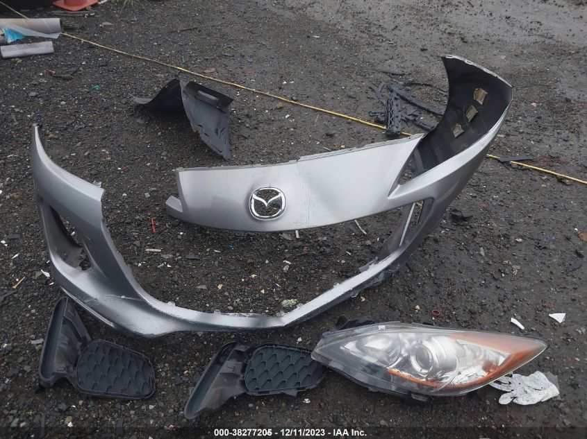 2013 MAZDA MAZDA3 I SV - JM1BL1TF9D1765052