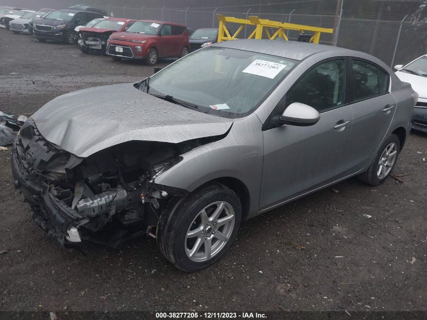 2013 MAZDA MAZDA3 I SV - JM1BL1TF9D1765052