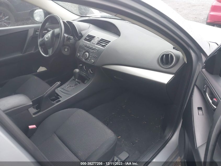 2013 MAZDA MAZDA3 I SV - JM1BL1TF9D1765052