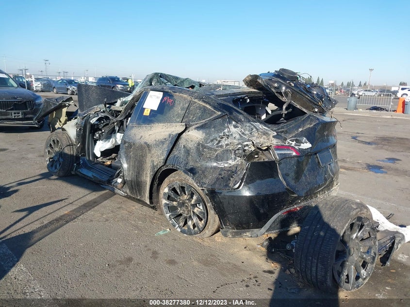 VIN 7SAYGAEEXPF928633 2023 TESLA MODEL Y