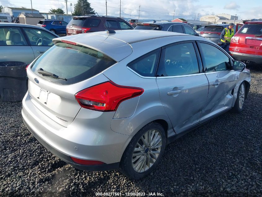 2015 FORD FOCUS TITANIUM - 1FADP3N21FL256590