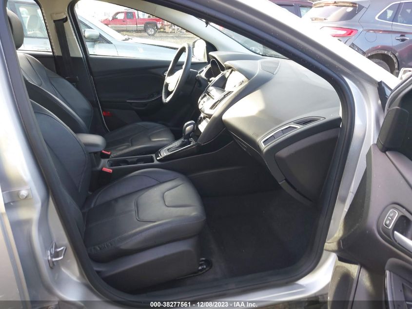 2015 FORD FOCUS TITANIUM - 1FADP3N21FL256590