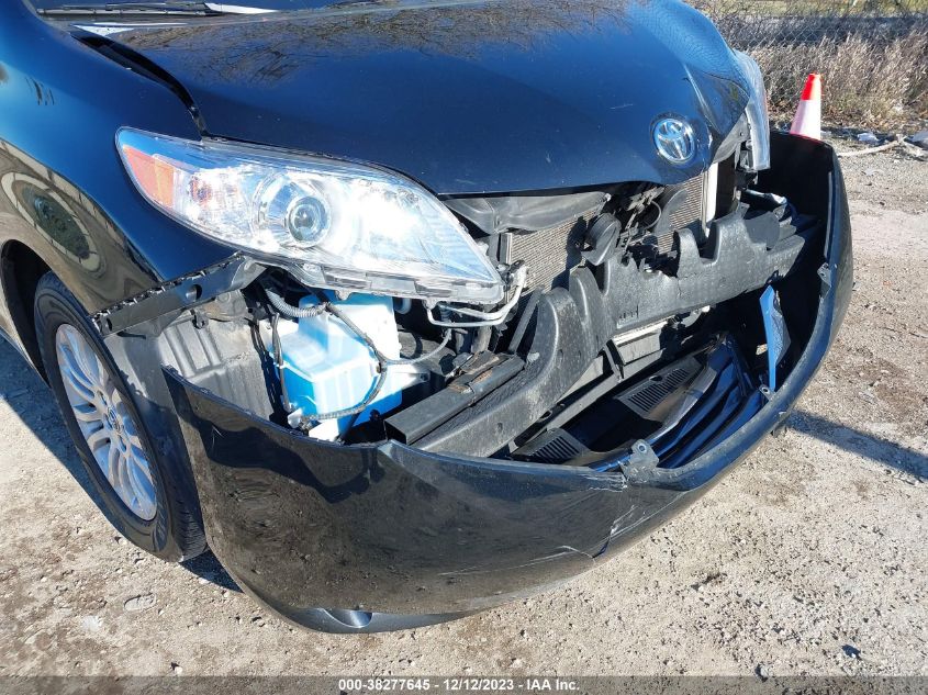 2015 TOYOTA SIENNA XLE - 5TDYK3DC8FS668413