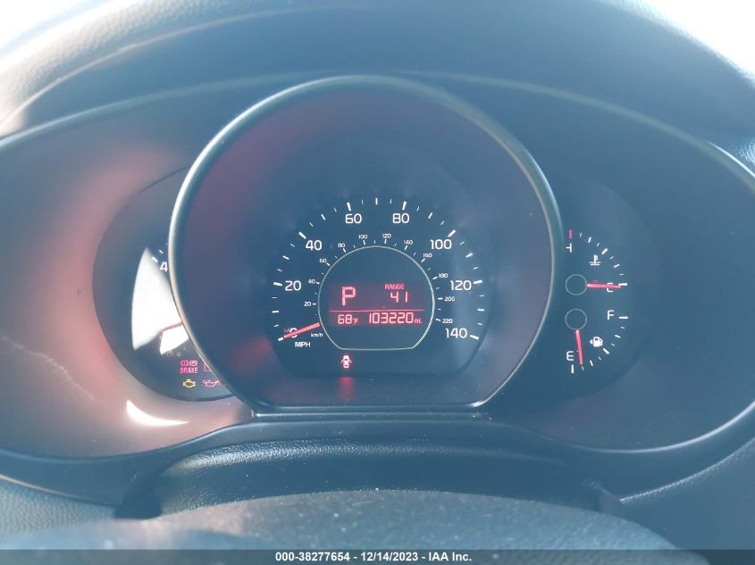2014 KIA SOUL + KNDJP3A51E7006495