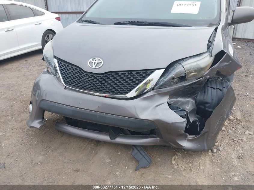 5TDXK3DC1FS643154 2015 TOYOTA SIENNA, photo no. 6