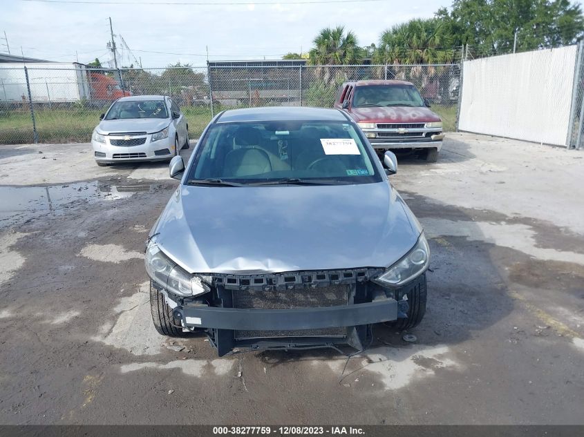 2017 HYUNDAI ELANTRA SE/VALUE/LIMITED - 5NPD84LFXHH120470
