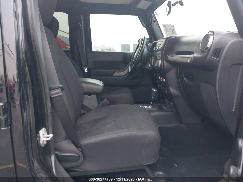 2016 JEEP WRANGLER UNLIMITED SPORT - 1C4BJWDG3GL209791