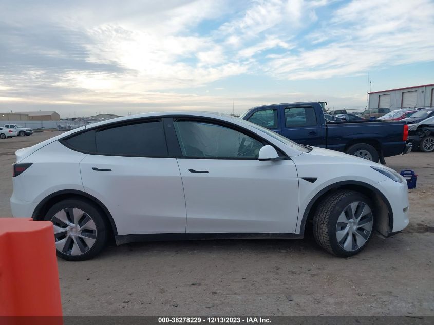 2023 TESLA MODEL Y LONG RANGE - 7SAYGAEE2PF598194