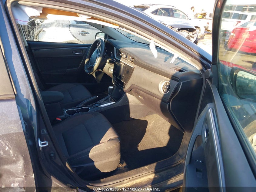 VIN 2T1BURHE2JC121606 2018 TOYOTA COROLLA L/LE/XLE/SE/XSE