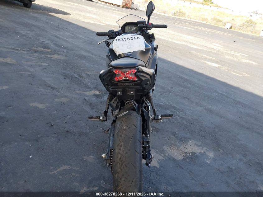 VIN ML5EXER15PDA93303 2023 KAWASAKI EX650 R