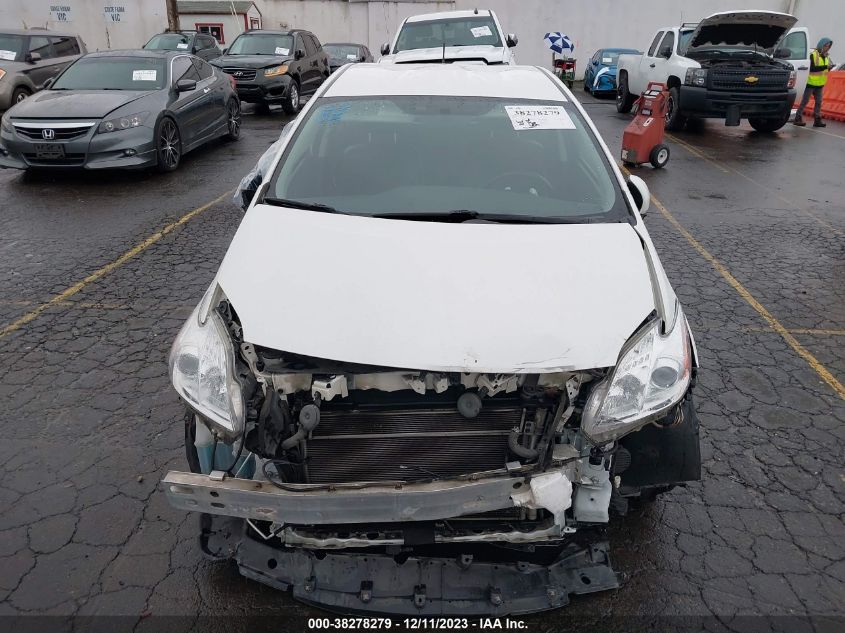 2013 TOYOTA PRIUS PERSONA - JTDKN3DU2D5609799