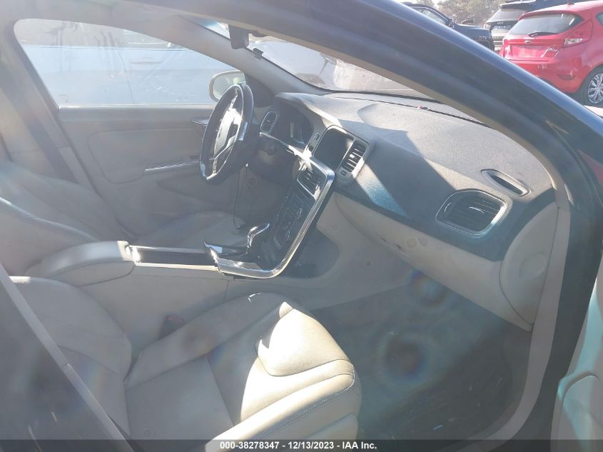 2015 VOLVO S60 PREMIER+ - YV1612TC3F1306051