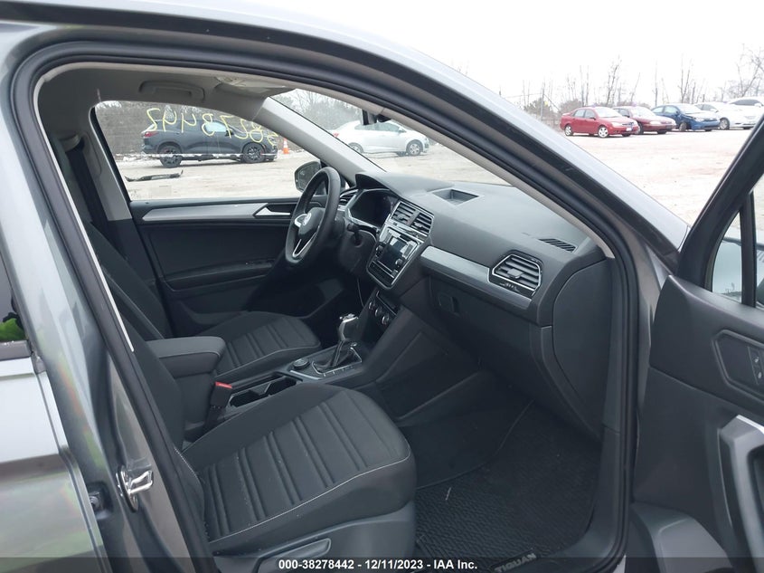 VIN 3VVFB7AX7PM119634 2023 VOLKSWAGEN TIGUAN 2.0T S