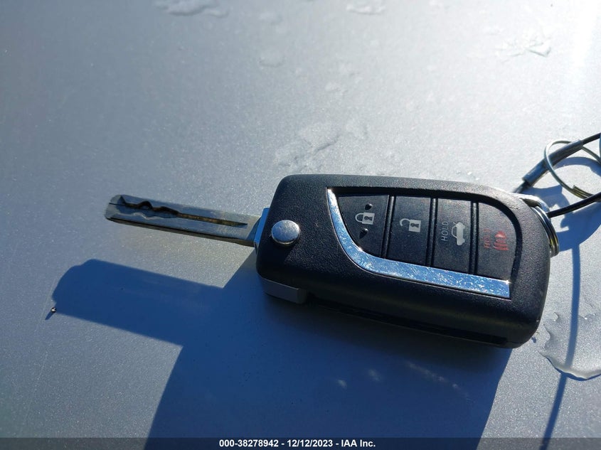 VIN 5YFEPMAE3NP297488 2022 TOYOTA COROLLA LE