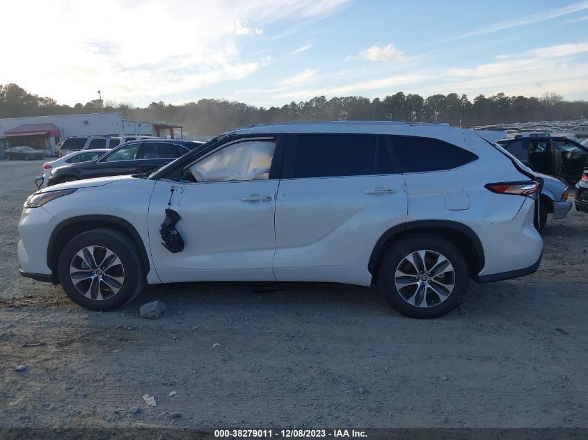 2023 TOYOTA HIGHLANDER XLE - 5TDKDRAH6PS019021