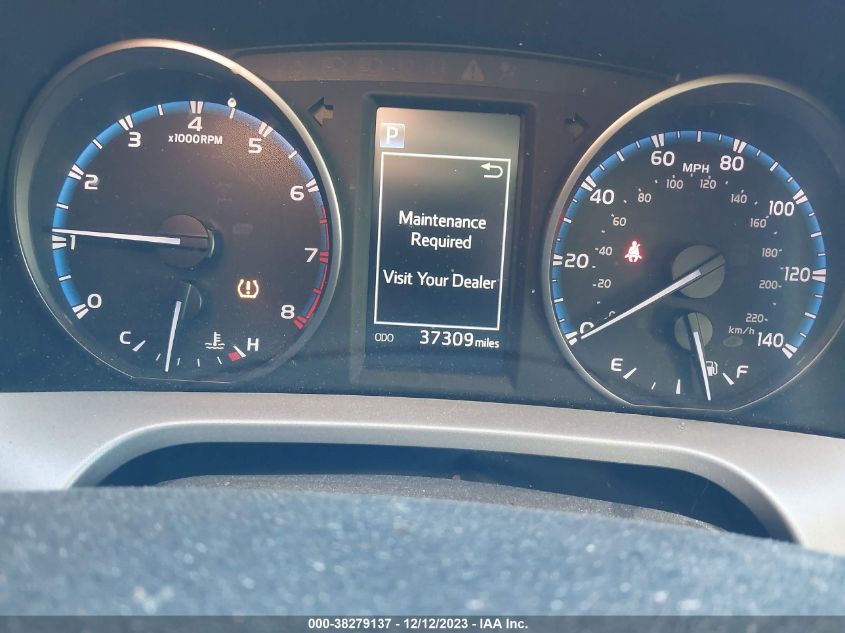 2018 TOYOTA RAV4 LE - 2T3BFREVXJW856144