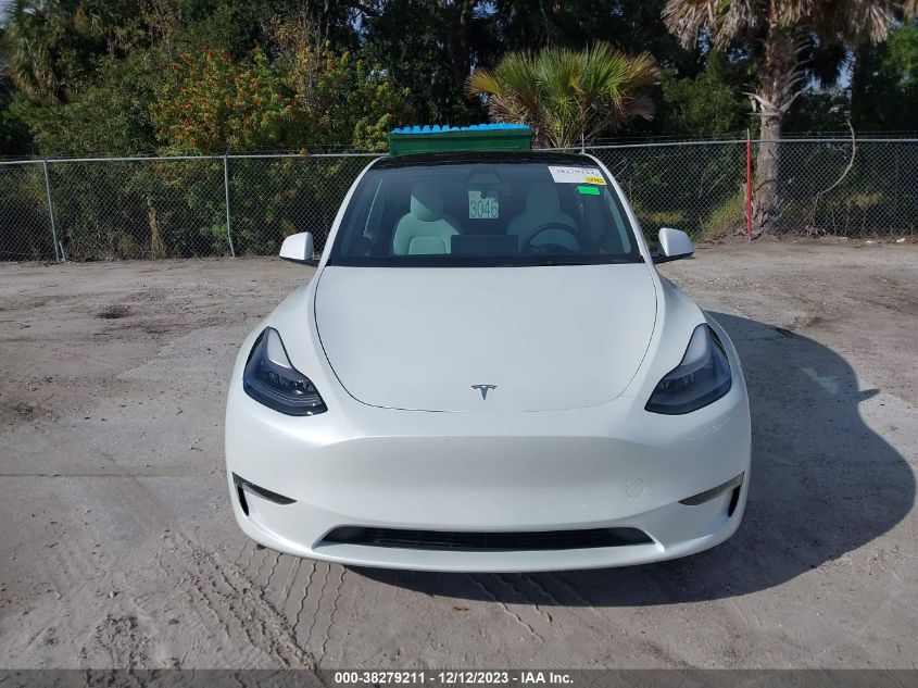 2022 TESLA MODEL Y - 7SAYGDEF6NF457684