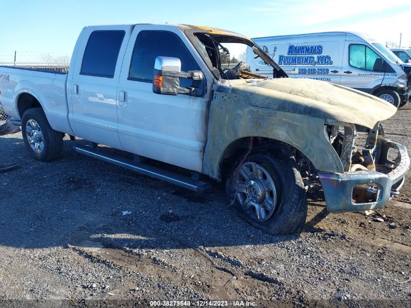 2013 FORD SUPER DUTY F-250 SRW LARIAT - 1FT7W2B68DEA00136