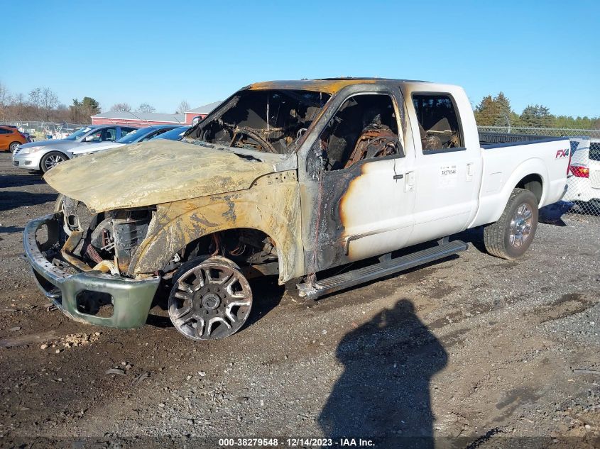 2013 FORD SUPER DUTY F-250 SRW LARIAT - 1FT7W2B68DEA00136