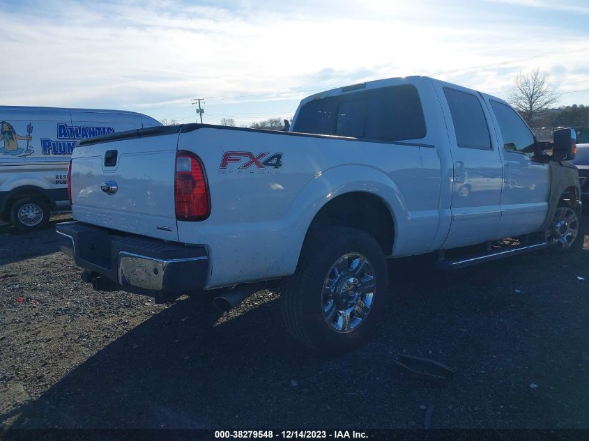 2013 FORD SUPER DUTY F-250 SRW LARIAT - 1FT7W2B68DEA00136