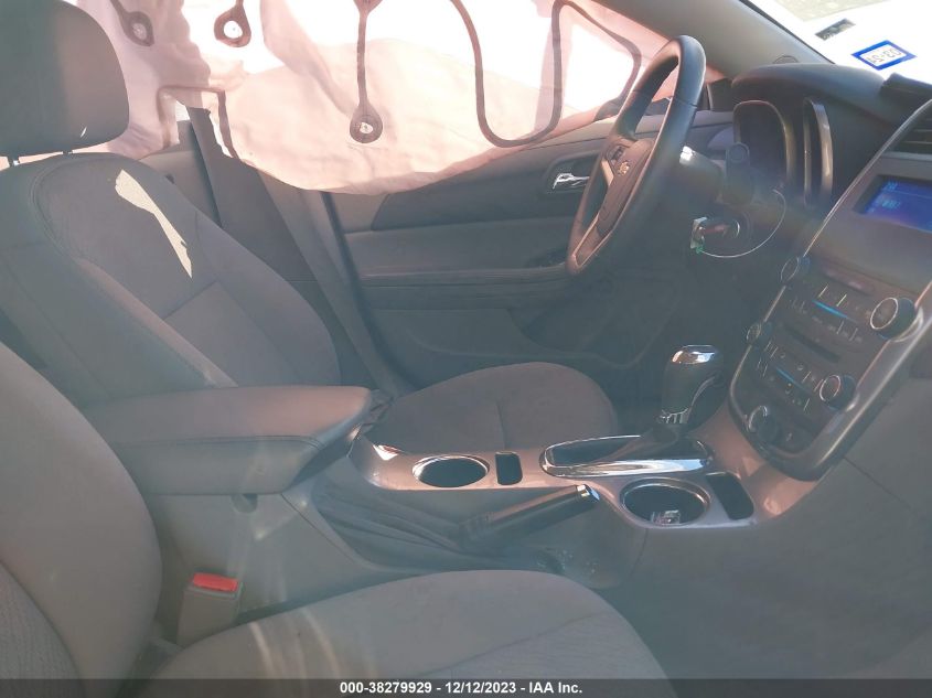 2015 CHEVROLET MALIBU LS - 1G11B5SL0FF304902