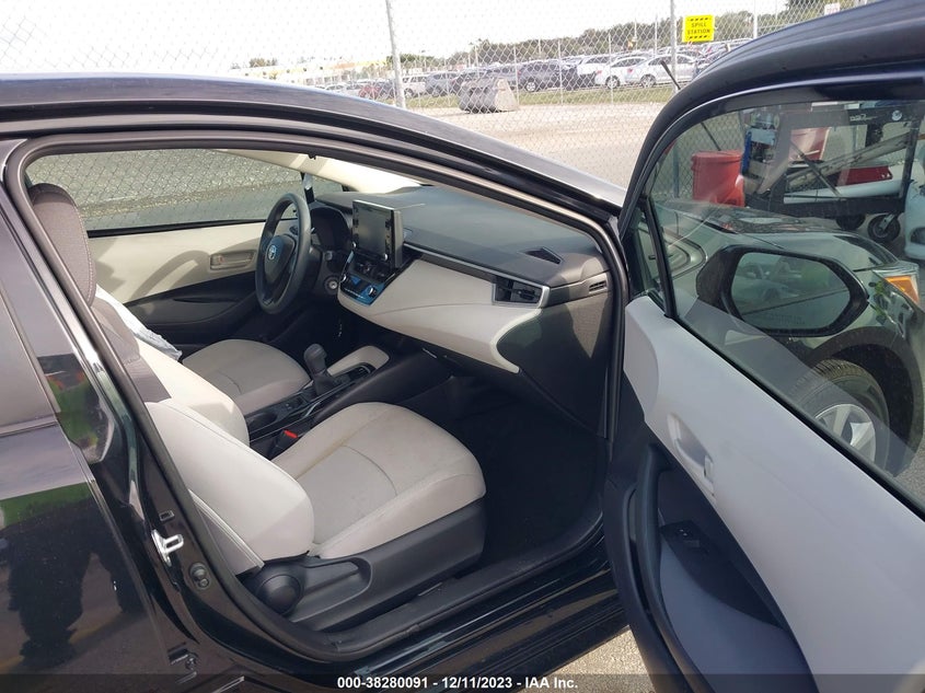 VIN 5YFEPMAEXNP369044 2022 TOYOTA COROLLA LE