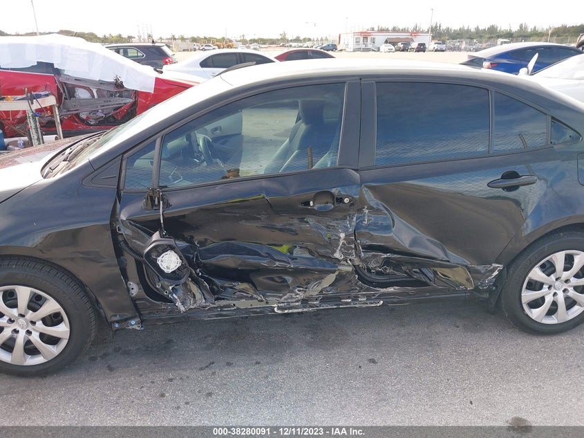 VIN 5YFEPMAEXNP369044 2022 TOYOTA COROLLA LE