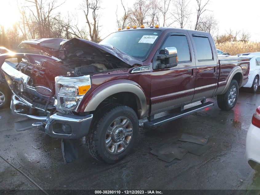 2013 FORD SUPER DUTY F-250 SRW LARIAT - 1FT7W2B68DEA14831