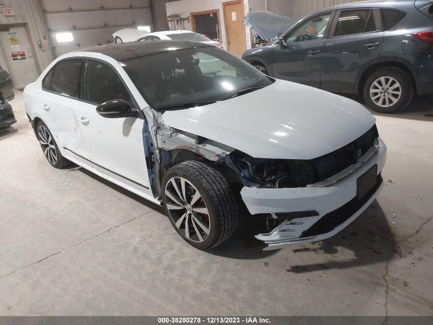 1VWJM7A31JC036173 VOLKSWAGEN PASSAT GT 2018
