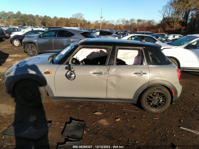 2016 MINI COOPER HARDTOP 4 DOOR COOPER M6 - WMWXU1C5XG2D11045