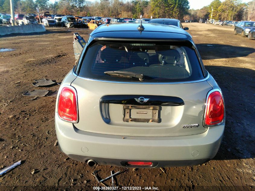 2016 MINI COOPER HARDTOP 4 DOOR COOPER M6 - WMWXU1C5XG2D11045