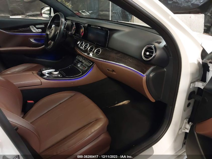 2017 MERCEDES-BENZ E-CLASS E 300 LUXURY/E 300 SPORT - WDDZF4KB4HA070141