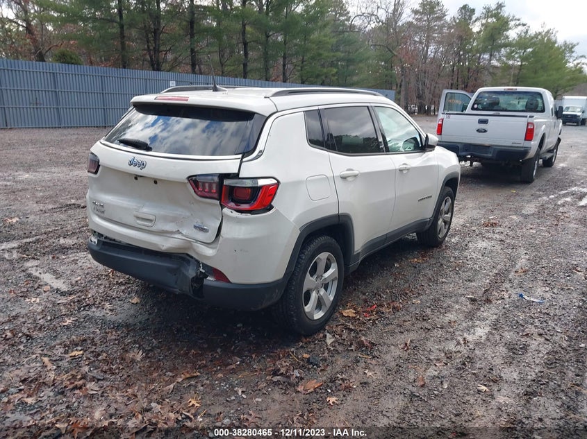 VIN 3C4NJDBB3KT760955 2019 JEEP COMPASS LATITUDE 4X4