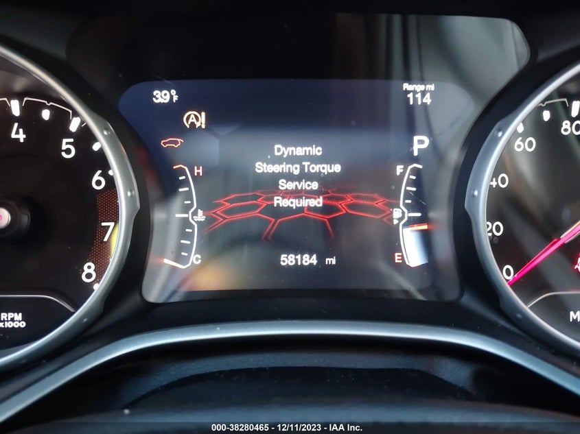 VIN 3C4NJDBB3KT760955 2019 JEEP COMPASS LATITUDE 4X4