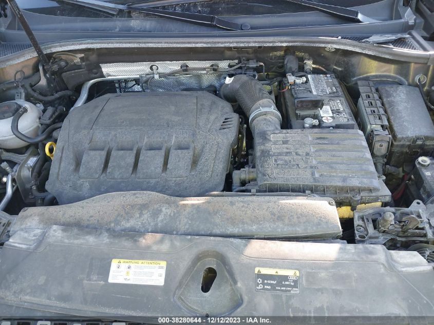 2022 AUDI Q3 2.0L I4   N(VIN: WA1DECF3XN1074012