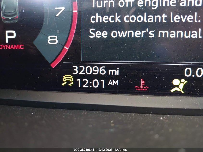 2022 AUDI Q3 2.0L I4   N(VIN: WA1DECF3XN1074012