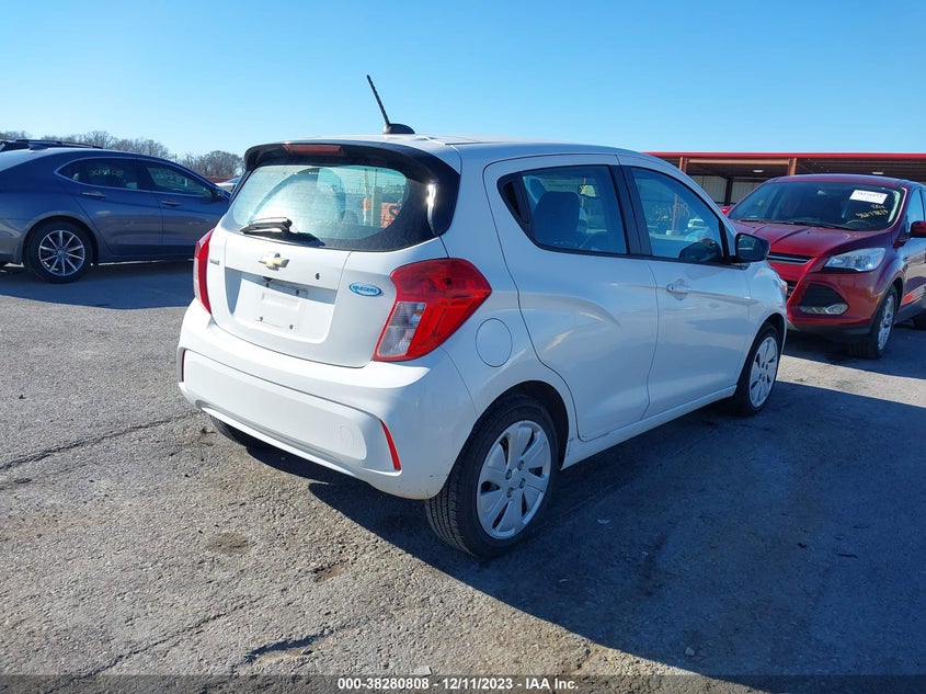 VIN KL8CB6SA0JC445315 2018 CHEVROLET SPARK LS