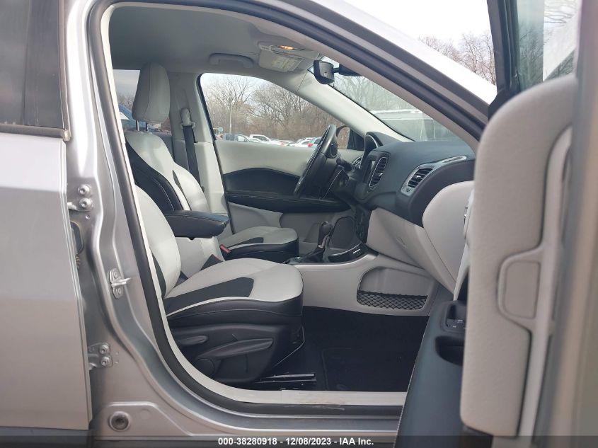 2019 JEEP COMPASS LATITUDE FWD - 3C4NJCBB8KT614173