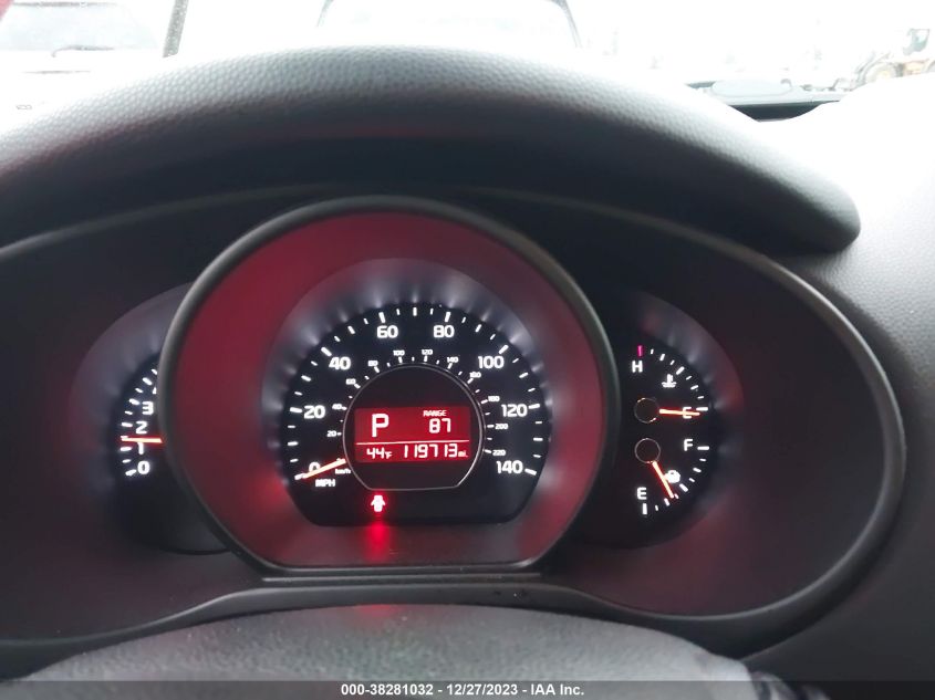 2014 KIA SOUL + - KNDJP3A50E7746197
