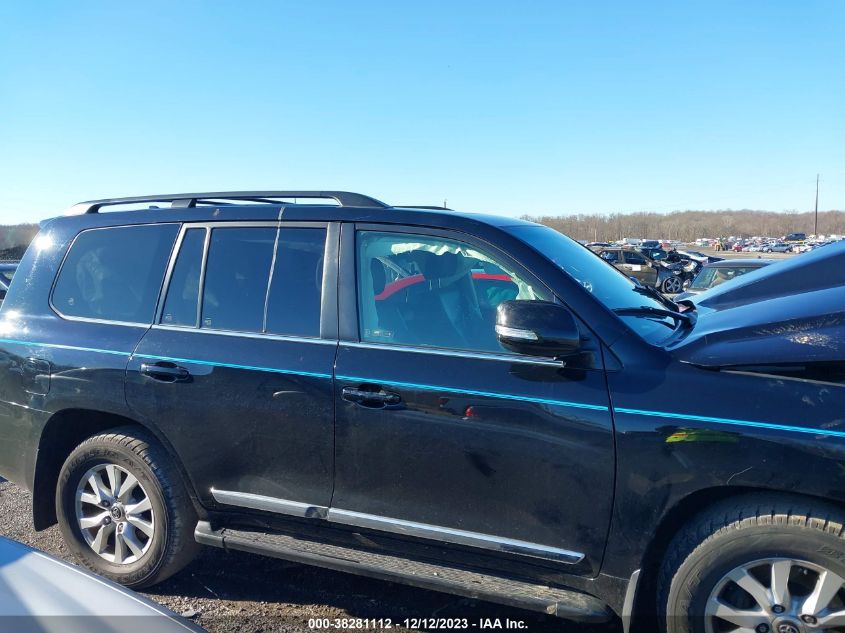 2017 TOYOTA LAND CRUISER V8 A8 - JTMCY7AJ2H4059898