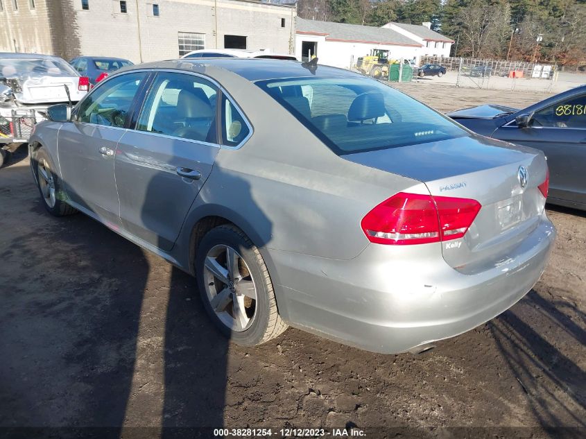 2013 VOLKSWAGEN PASSAT SE - 1VWBP7A3XDC082553