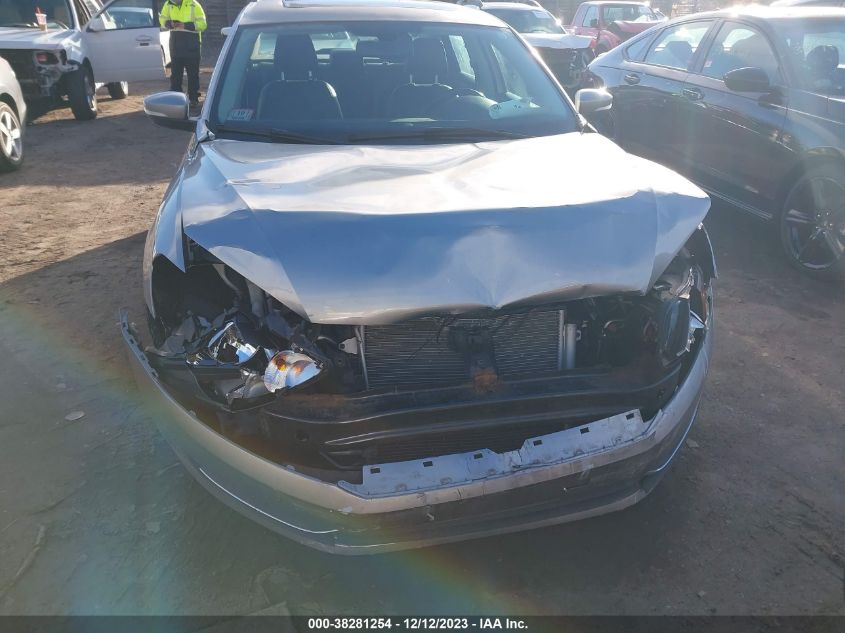 2013 VOLKSWAGEN PASSAT SE - 1VWBP7A3XDC082553