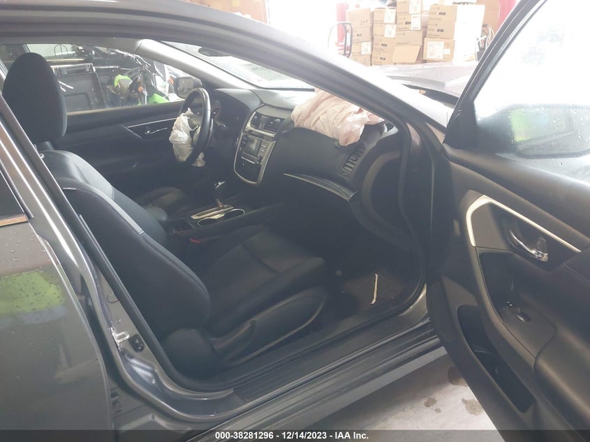 VIN 1N4AL3AP4JC109592 2018 NISSAN ALTIMA 2.5 SR