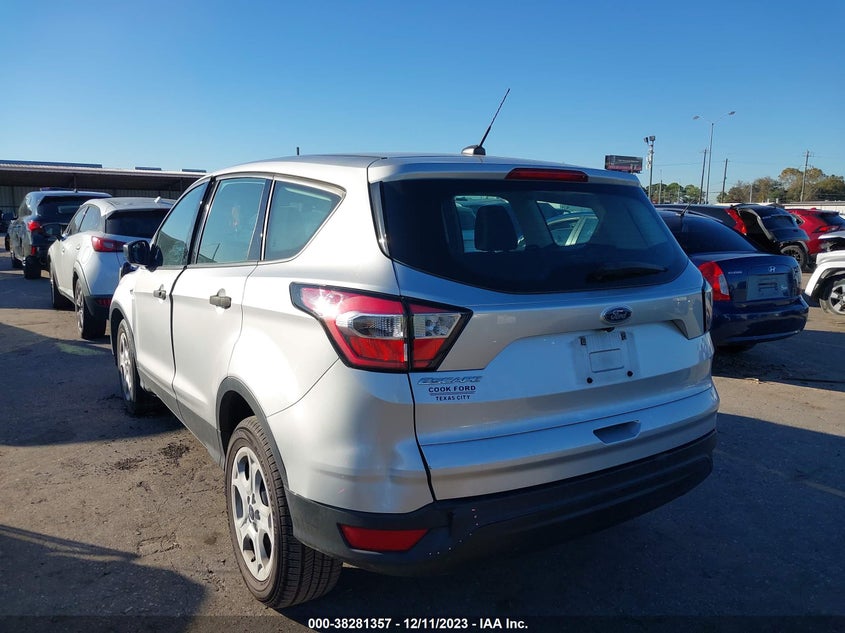 VIN 1FMCU0F7XHUD66019 2017 FORD ESCAPE S