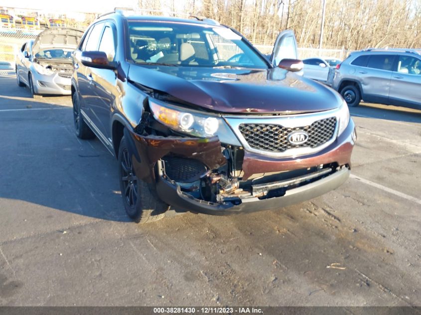 2013 KIA SORENTO LX V6 - 5XYKTDA23DG318900