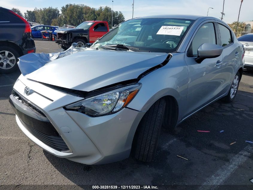 VIN 3MYDLBYV2JY327979 2018 TOYOTA YARIS IA
