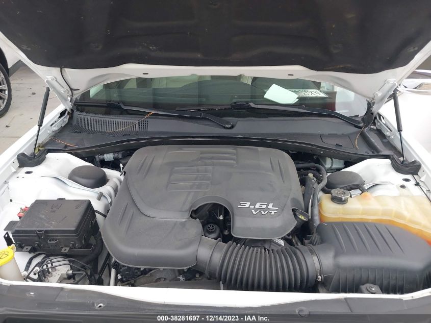 2016 CHRYSLER 300C - 2C3CCAEGXGH351167