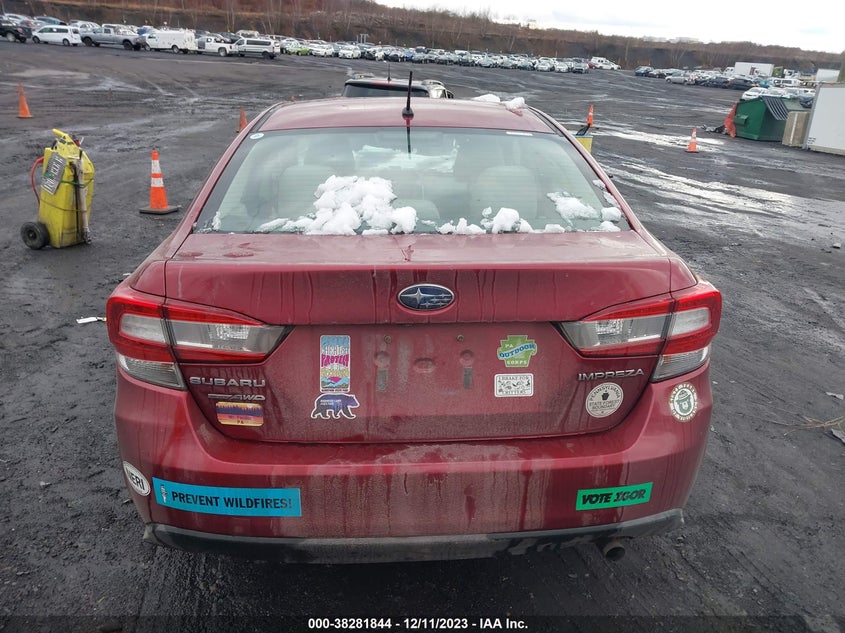 VIN 4S3GKAA61J3605646 2018 SUBARU IMPREZA