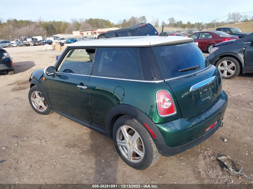 2013 MINI COOPER HARDTOP COOPER (M6) - WMWSU3C5XDT548000