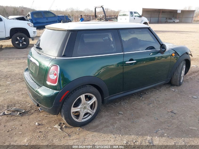 2013 MINI COOPER HARDTOP COOPER (M6) - WMWSU3C5XDT548000
